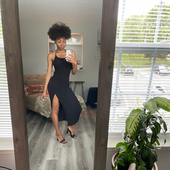 Black Sleeveless Backless Side Split Maxi Dress - Picture 12 of 16